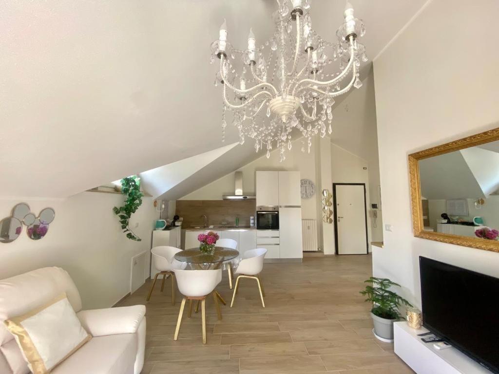 Casa Tra I Castelli Apartment San Martino Alfieri Bagian luar foto