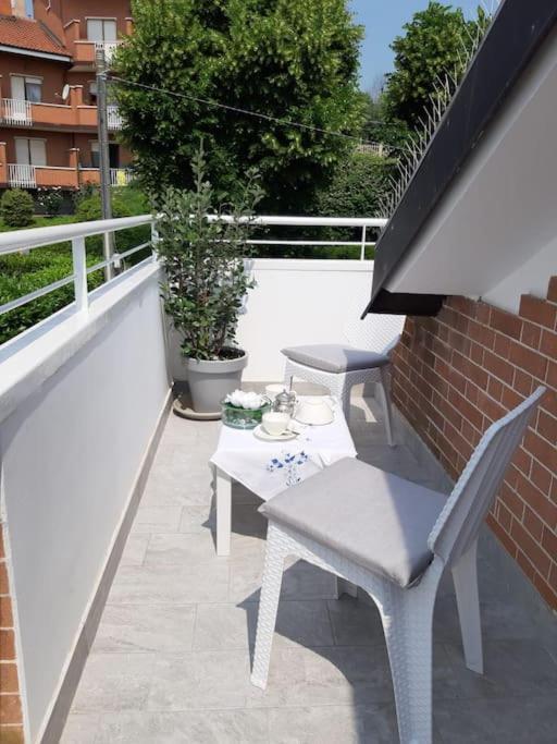 Casa Tra I Castelli Apartment San Martino Alfieri Bagian luar foto